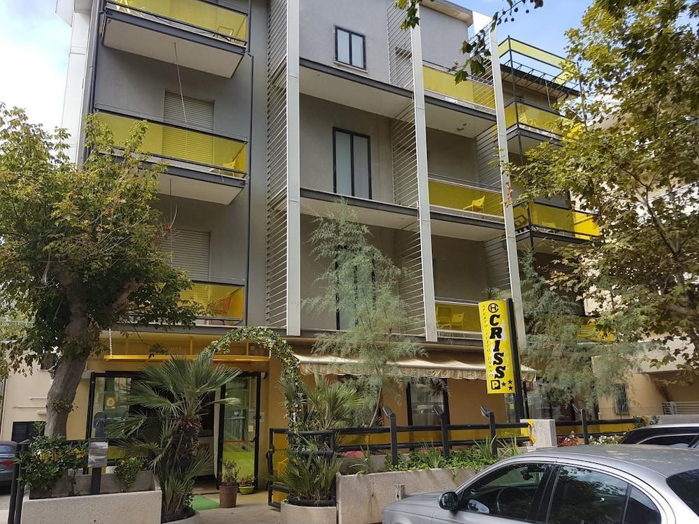 Hotel Criss Rimini Kültér fotó